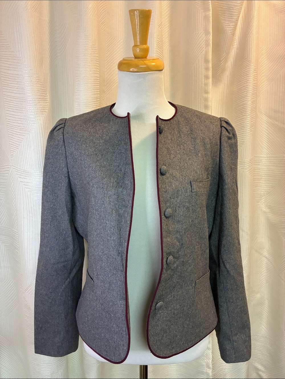 VTG Sasson Wool Blend Grey Collarless Jacket with Burgundy Trim